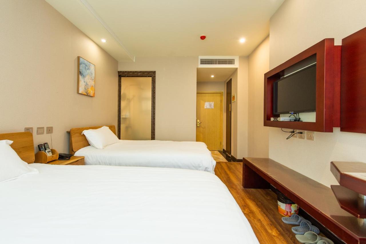 J Hotel Shanghai Esterno foto